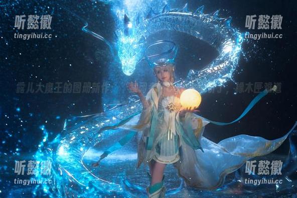 露儿大魔王的图册新作：“禁闭者”COS太吸引了，橡木匣难道是放大招的工具？